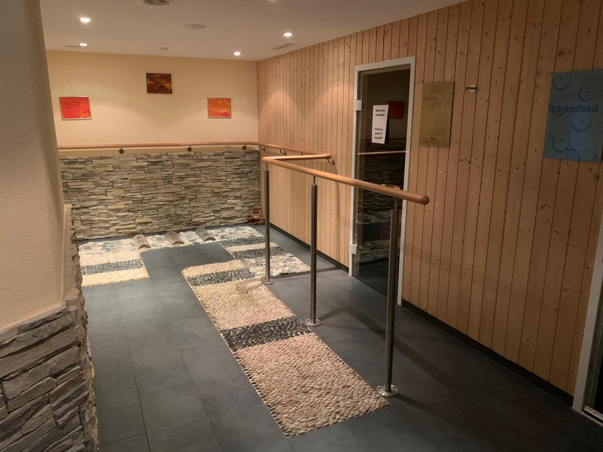 Hotel Alfa Superieur - Leukerbad-Therme מראה חיצוני תמונה